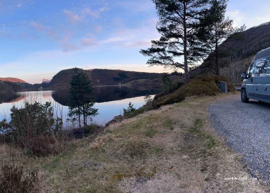 (6958) Sørbøvågen - Fv607 — foto 2