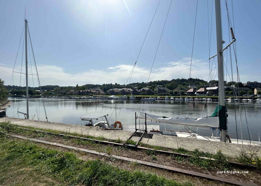 () Honfleur - Unnamed Road — foto 3
