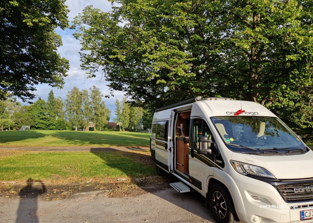 (652 30) Karlstad - 26 Rosenborgsgatan — foto