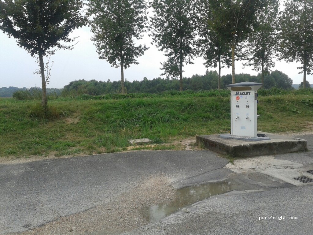 (41320) Langon - 4-10 Route de Mennetou sur Cher — foto