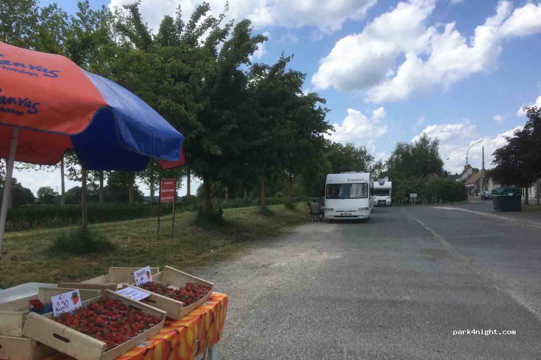 (41320) Langon - 4-10 Route de Mennetou sur Cher — foto 2