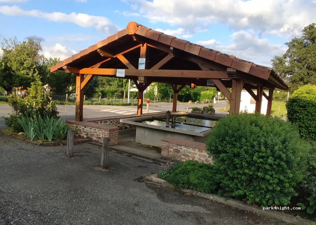(87800) Saint-Maurice-les-Brousses - 5010A Rue des Écoles — foto 3