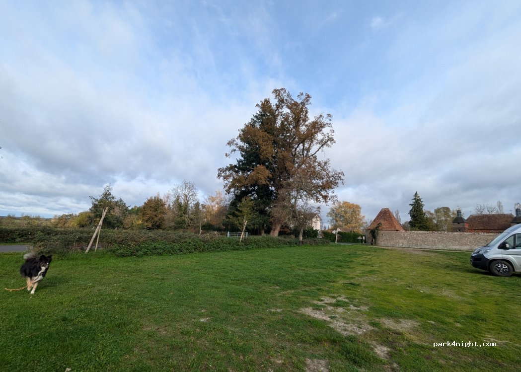 (03210) Agonges - 26 Route des Bouchereux — foto 3