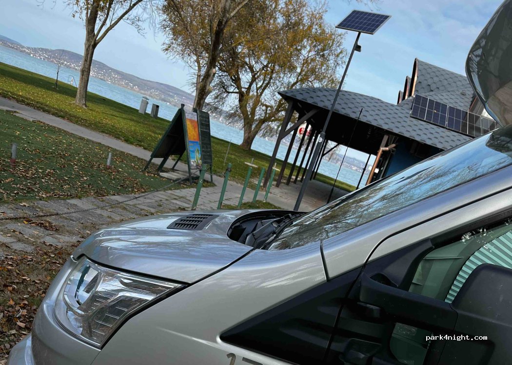 (8638) Balatonlelle - 6 Gyöngyvirág köz — foto 5