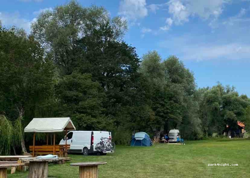 Kamp Sturba — foto