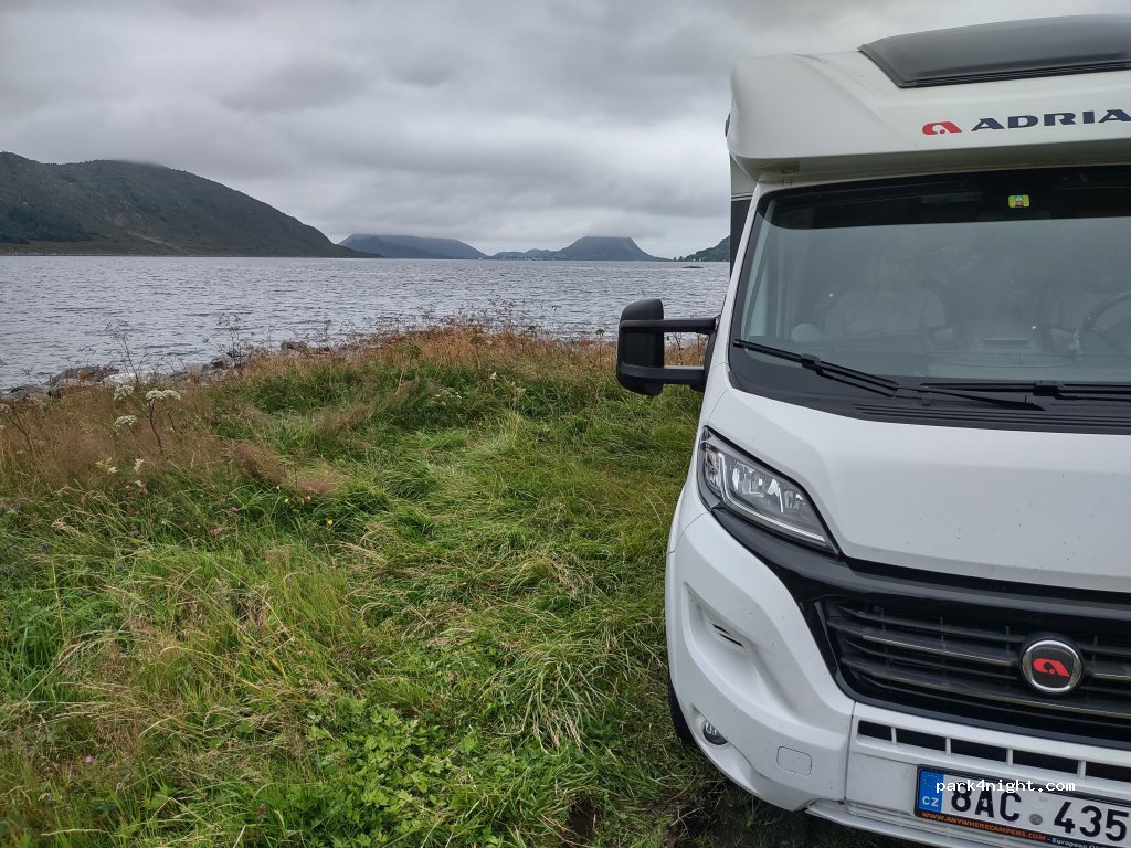 (6082) Haugsbygda - Knotten — foto