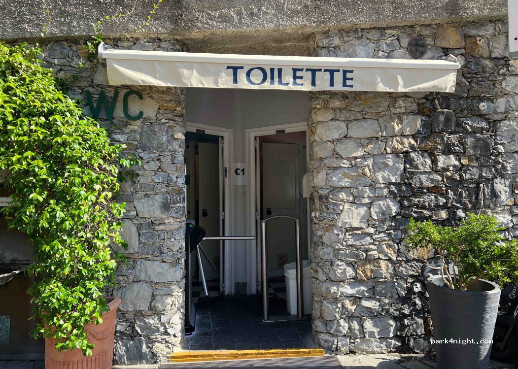 (16034) Portofino - 27 Piazza della Libertà — foto