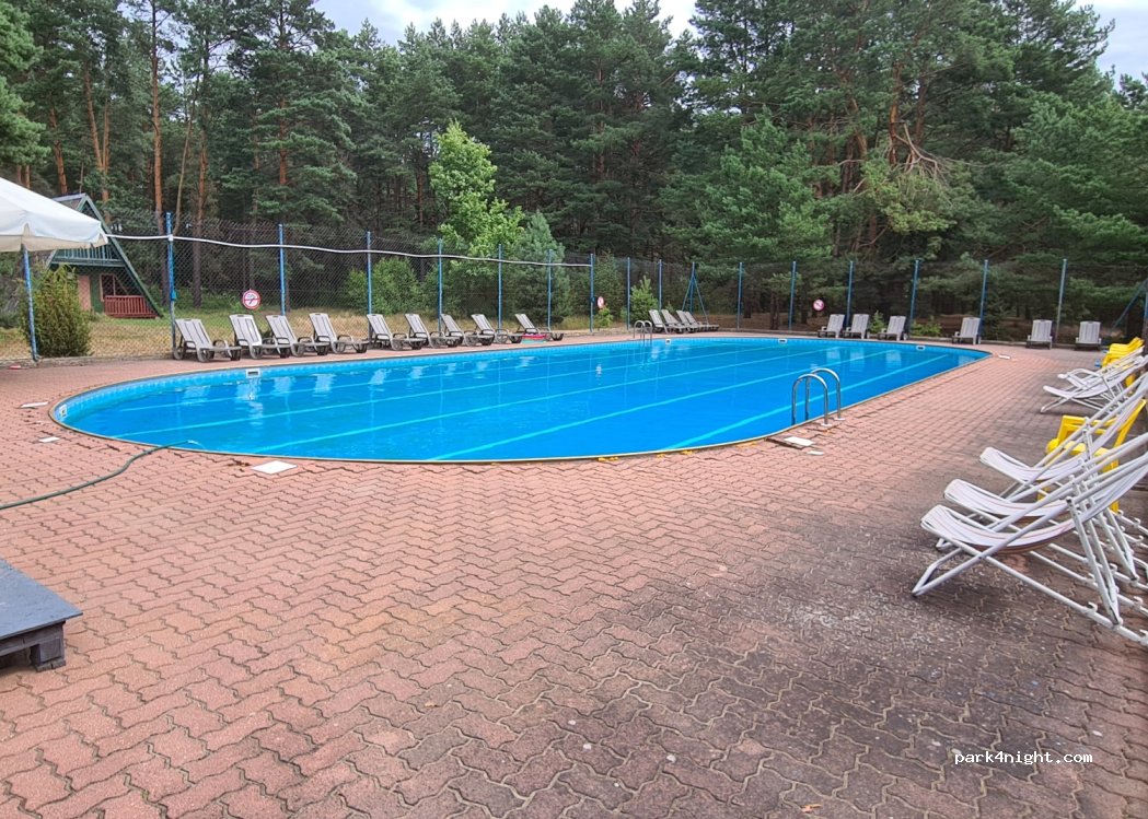 Ośrodek Wypoczynkowy Pod Sosną — foto