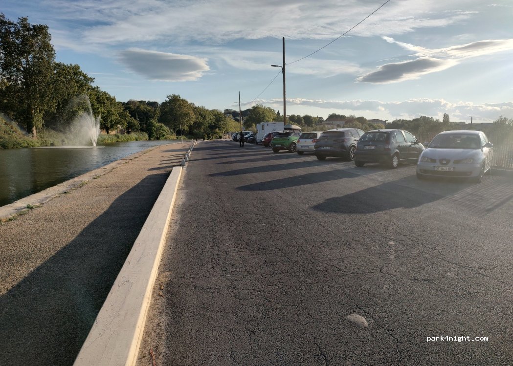 (34500) Béziers - 34 Quai du Port Notre Dame — foto 2