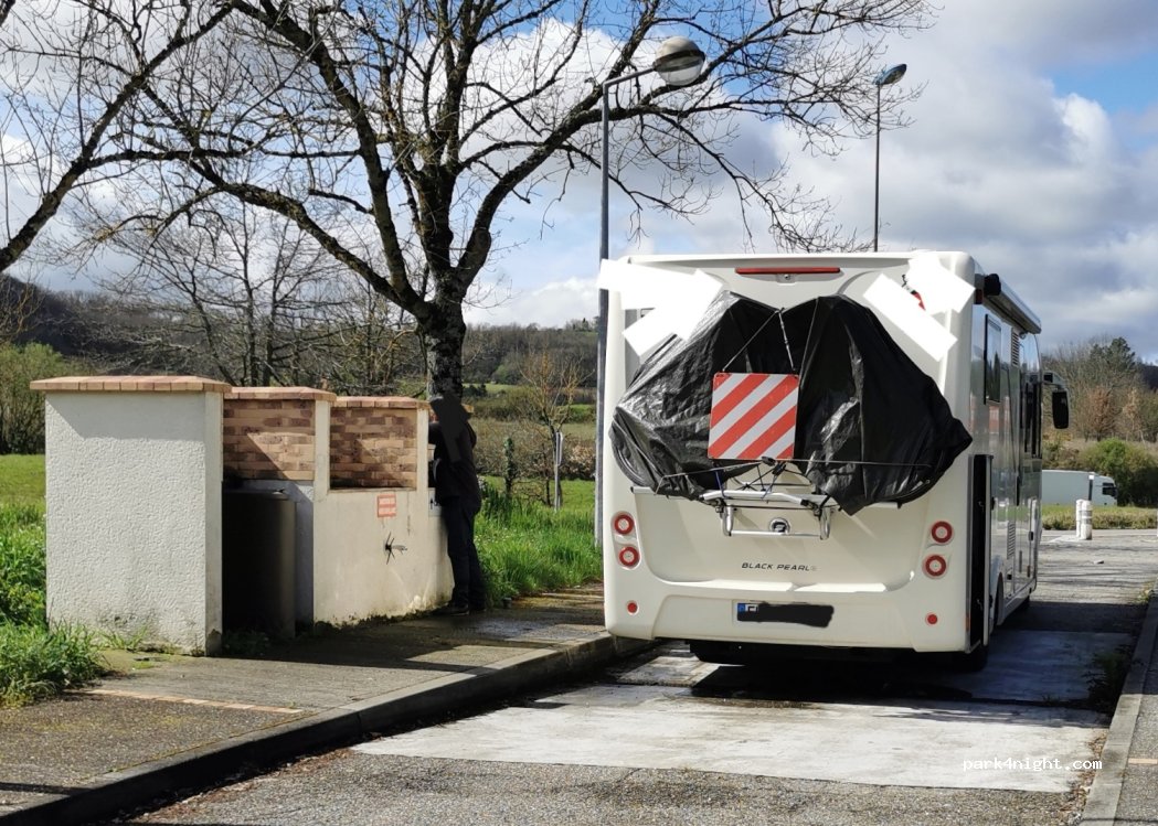 (47310) Sainte-Colombe-en-Bruilhois - A. des Deux Mers — foto 4