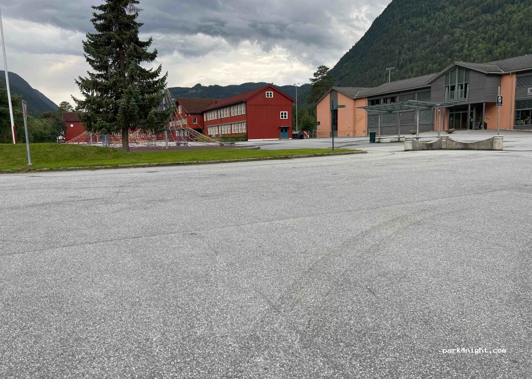 (3880) Dalen - 192 Storvegen — foto