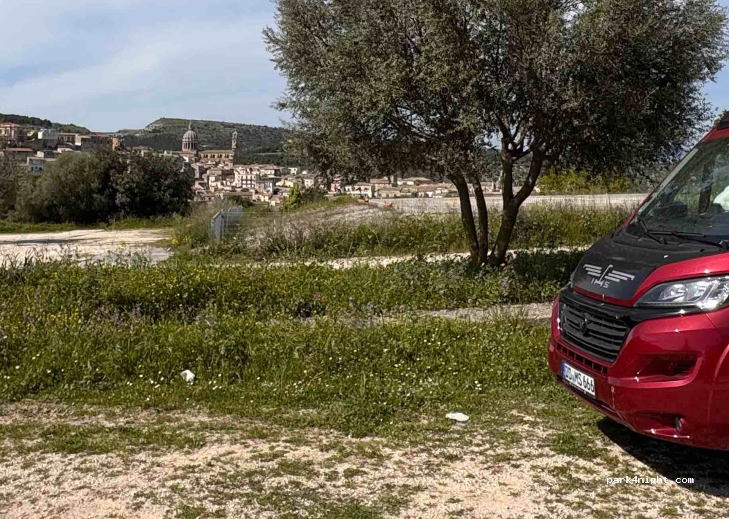 (97100) Ragusa - S.da Comunale Cimitero Nuovo — foto 4