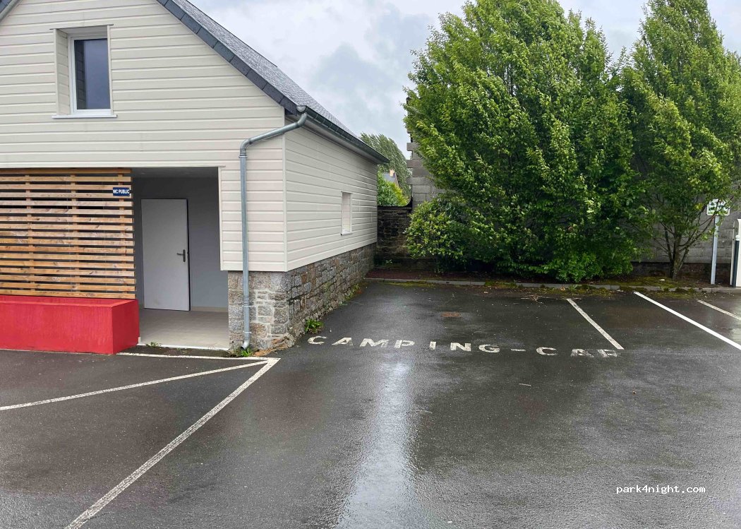 (50600) Saint-Hilaire-du-Harcouët - 10 Rue des Écoles — foto