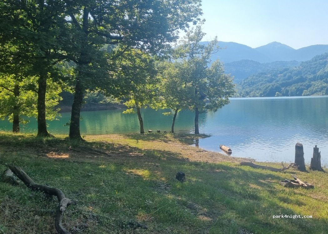 (430 67) Belokomitis - Unnamed Road — foto