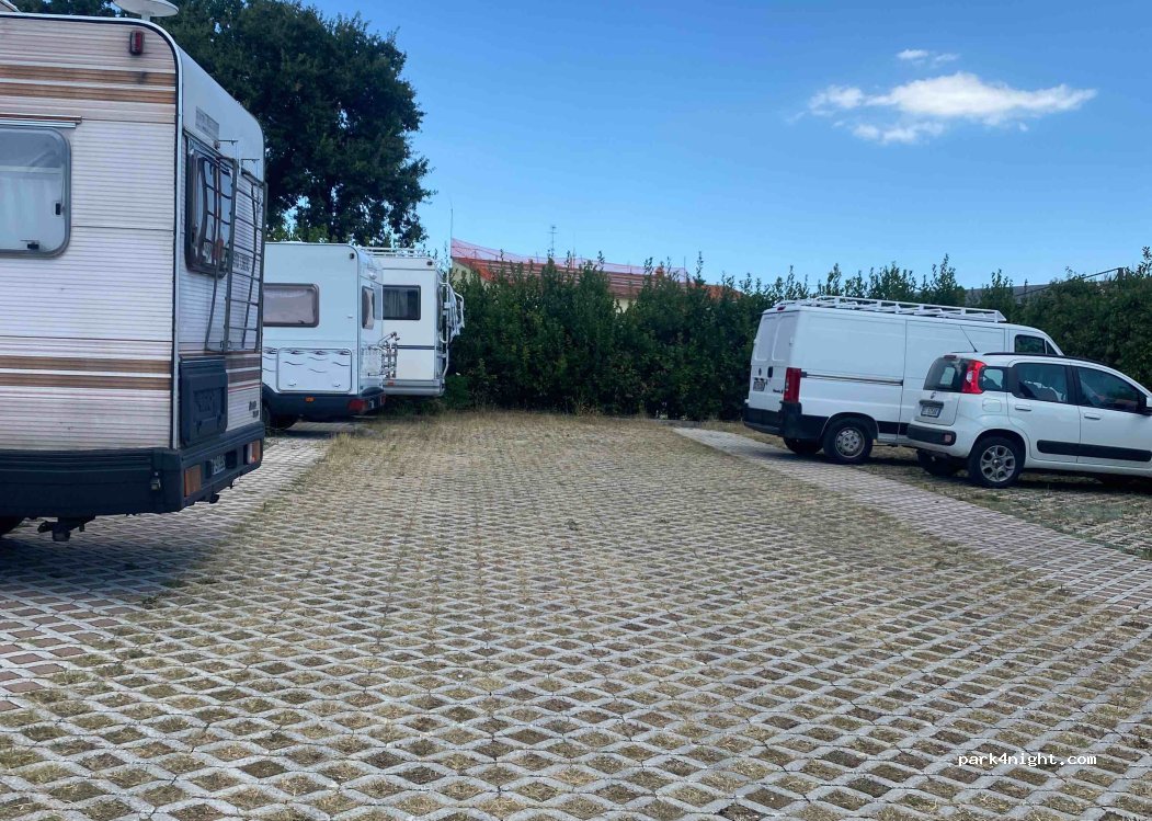 (62019) Recanati - 3 Via Offagna — foto