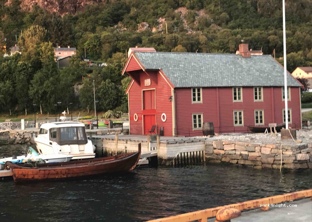 (6475) Midsund - 59 Utsidevegen — foto 2
