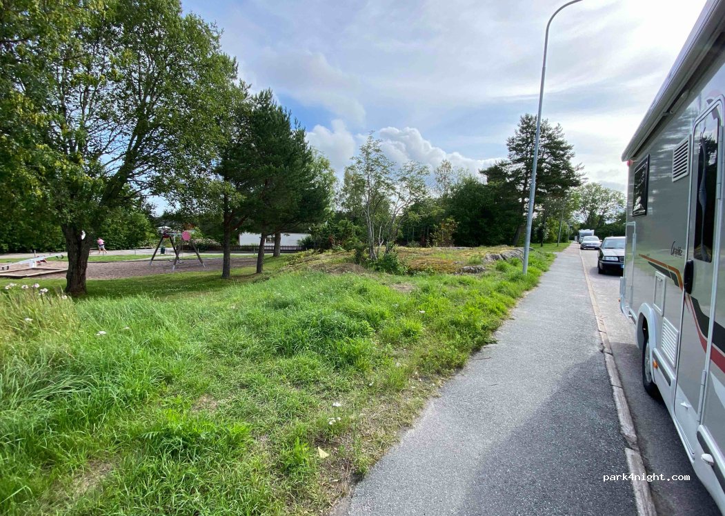 (742 41) Öregrund - 24 Håkanssons gata — foto 2
