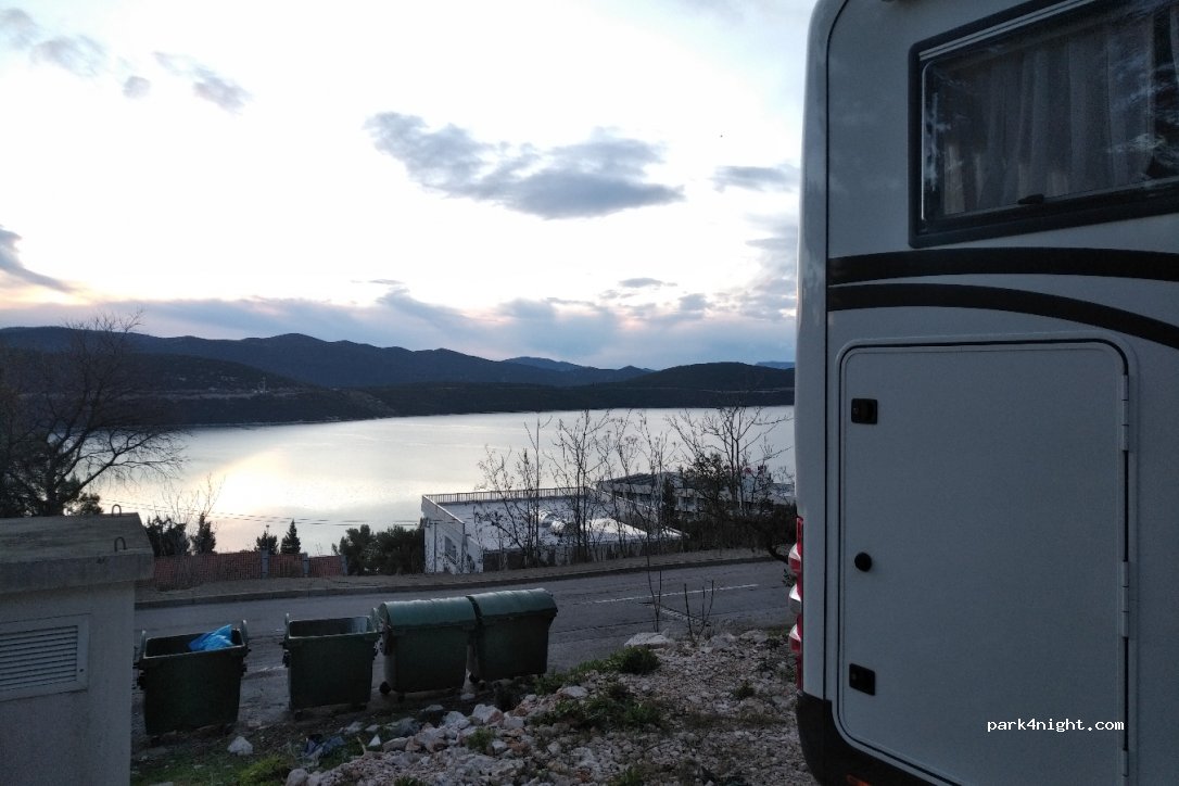 () Neum -  Ruđera Boškovića — foto 4