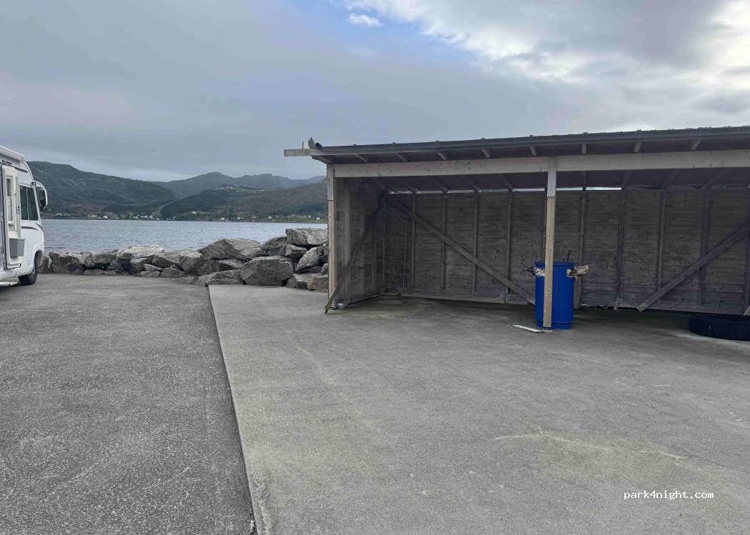 (6700) Måløy - 20 Vombanesvegen — foto 4