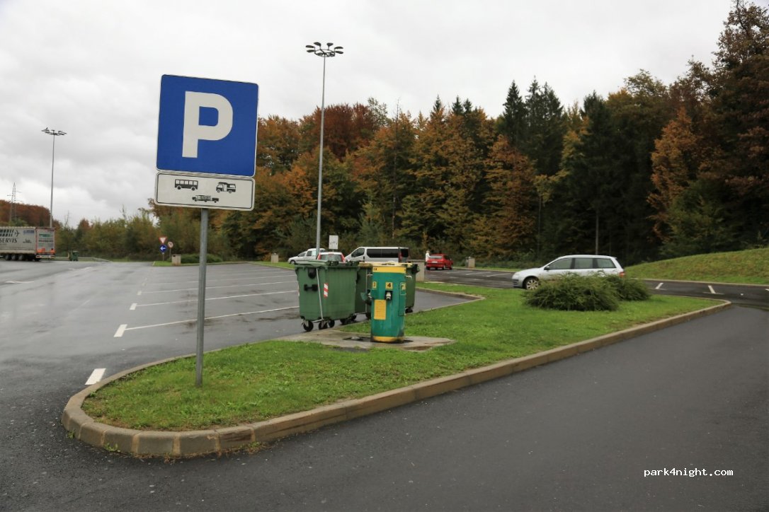 (8222) Zagrad pri Otočcu - Počivališče Starine — foto