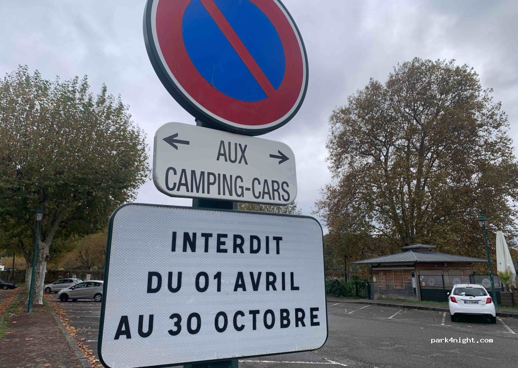 (73100) Aix-les-Bains - Avenue du Petit Port — foto 3