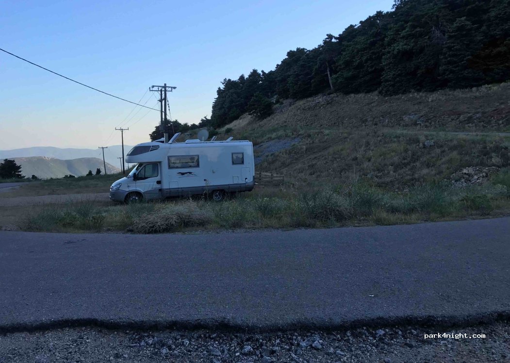 (190 12) Vilia - Unnamed Road — foto 2