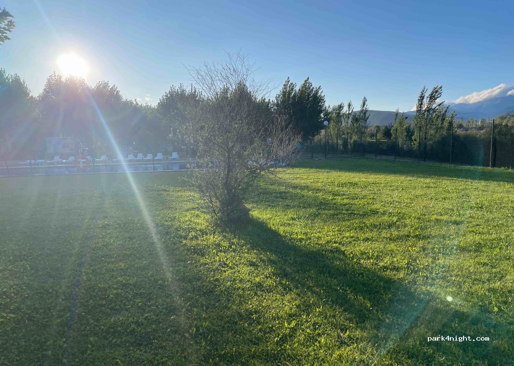 Hotel & Camping Sabiñánigo Camp — foto