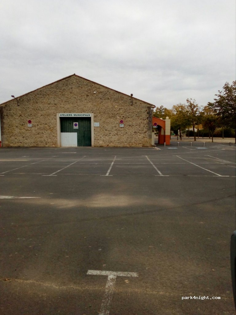 (34120) Lézignan-la-Cèbe - 5017F Avenue de la Gare — foto