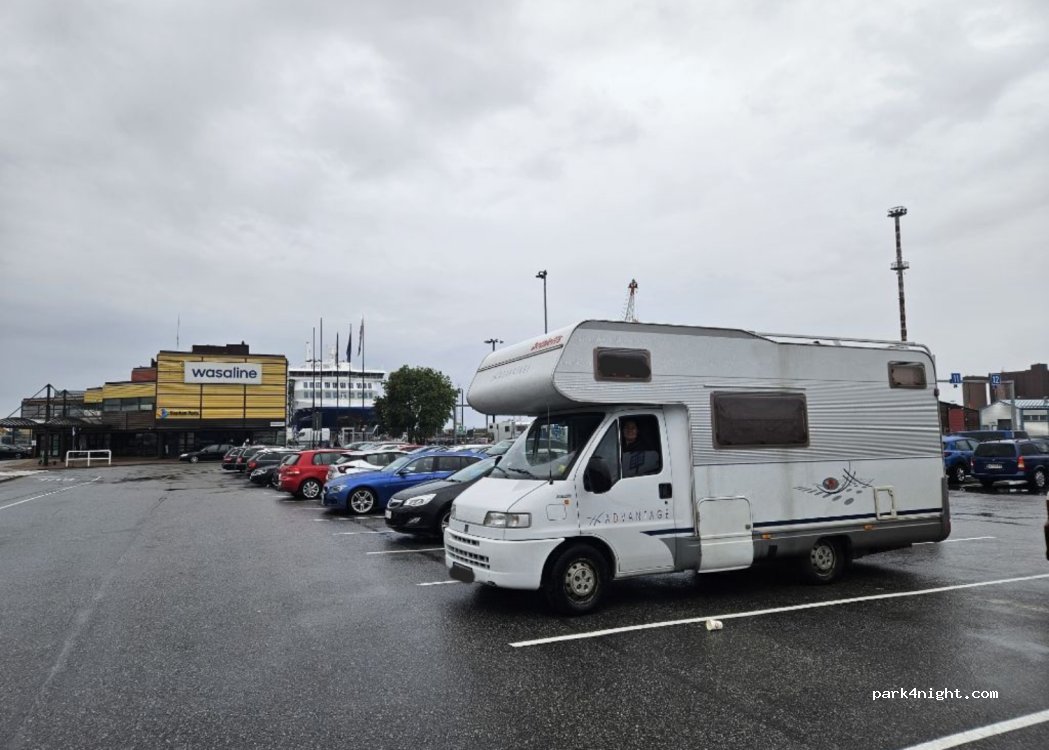(65170) Vaasa - Vanha Satamatie — foto