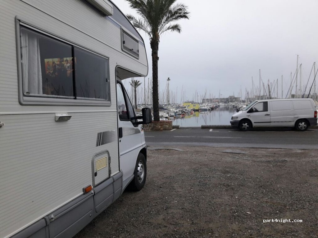(66750) Saint-Cyprien - Quai Arthur Rimbaud — foto 2
