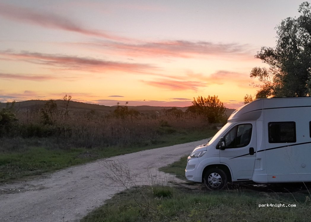 (335308) Sântămăria de Piatră - — foto 4