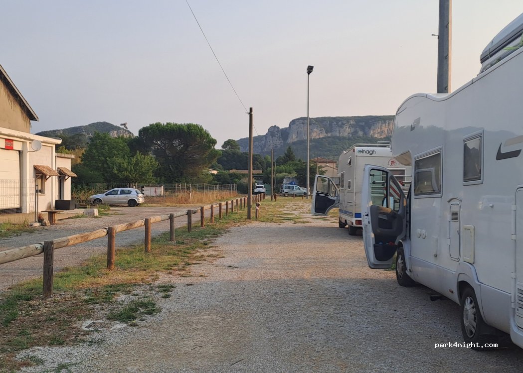 (34190) Saint-Bauzille-de-Putois - 142 Route de Brissac — foto 2