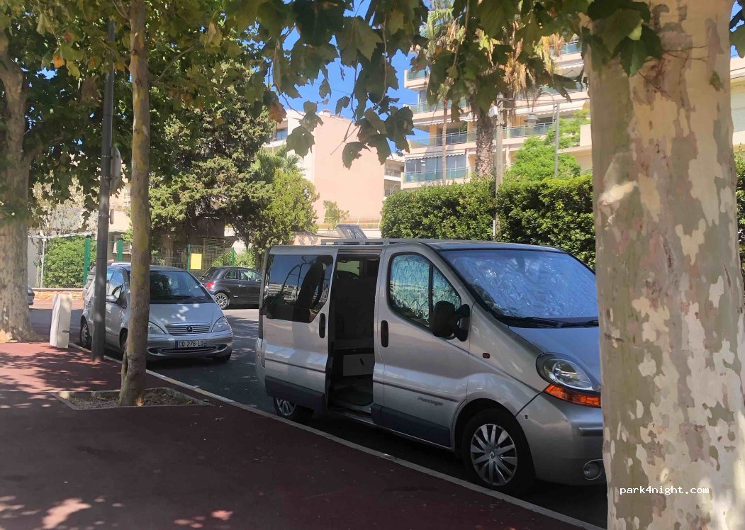(06400) Cannes - 1 Rue Paul Serrailler — foto