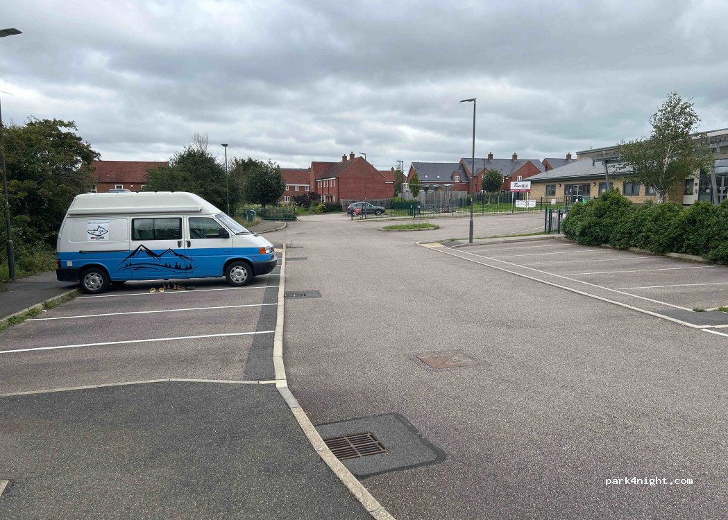 (MK18 7HJ) Buckingham - 12 Catchpin Street — foto