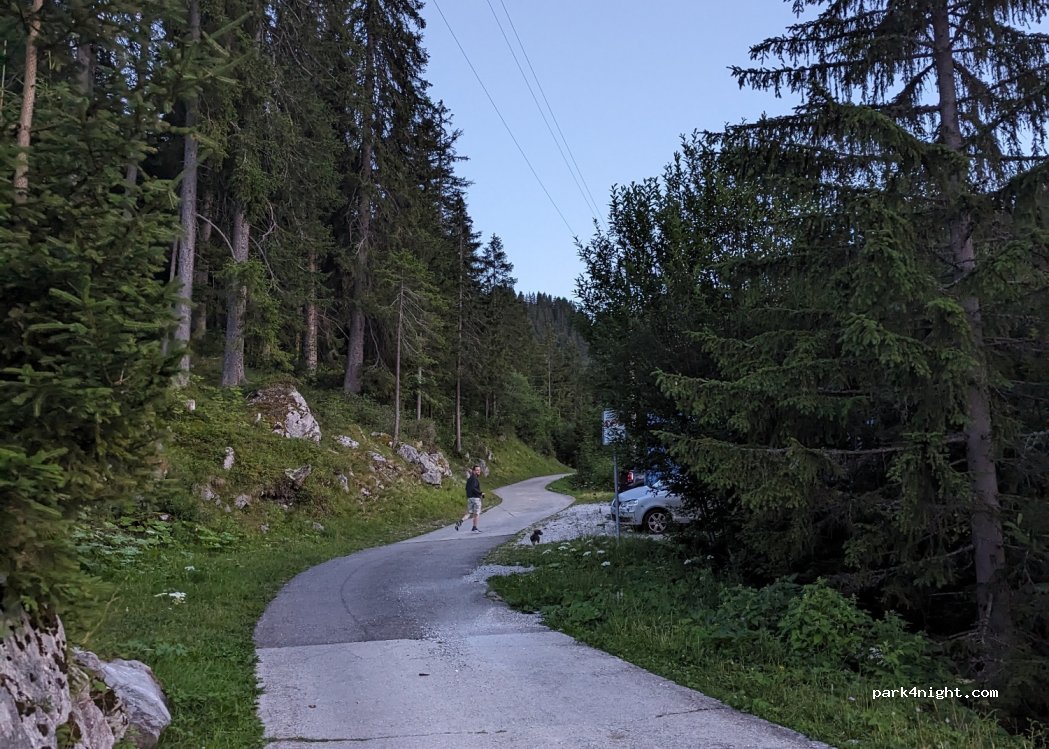 (1656) Jaun - Unnamed Road — foto