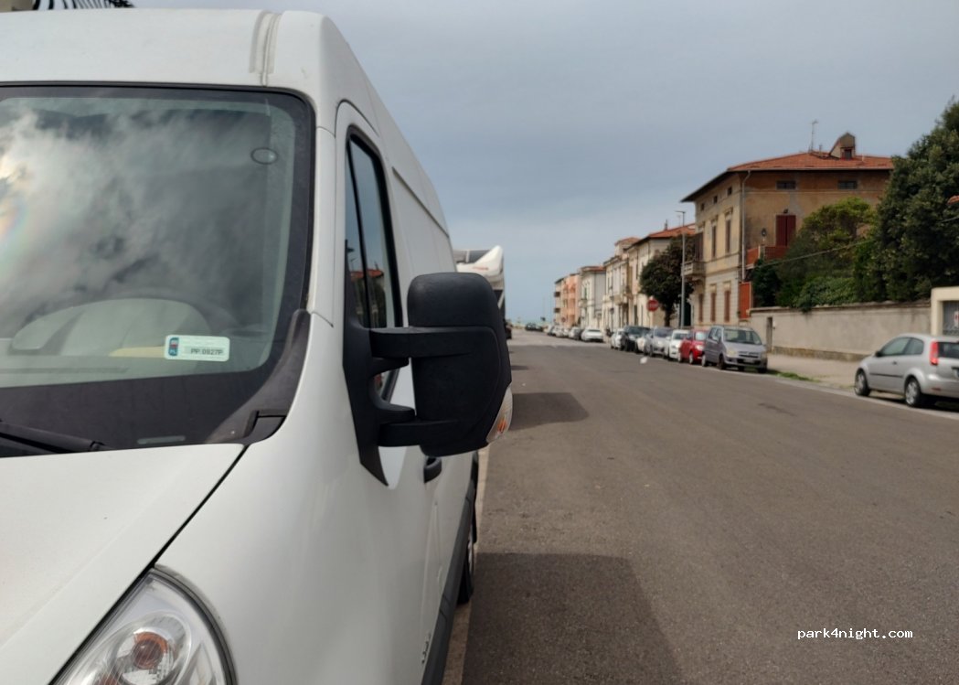 (56128) Marina di Pisa-tirrenia-calambr - 27 Via Robertino Francardi — foto