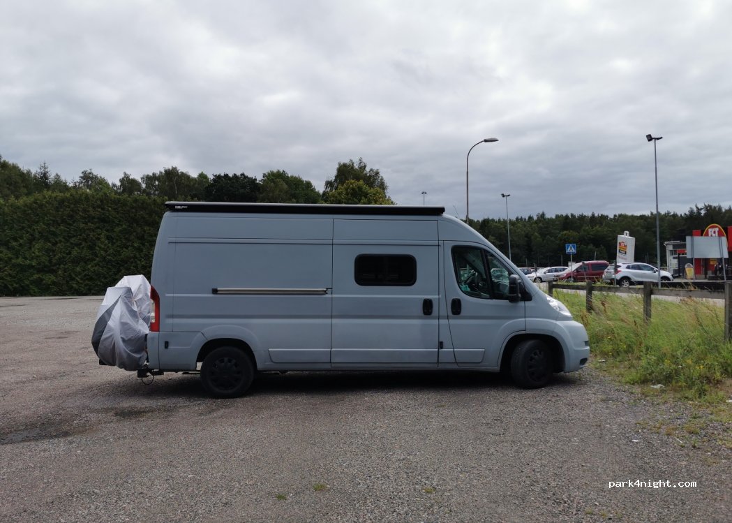 (282 34) Tyringe - 2-4 Hörjavägen — foto 2