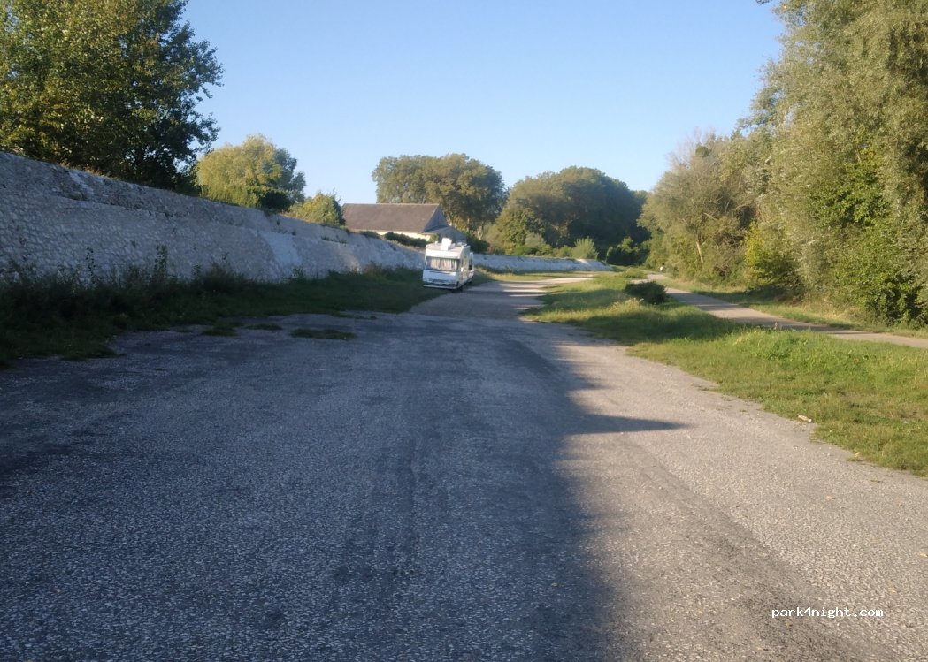 (37400) Amboise - 6 Avenue de Tours — foto 3