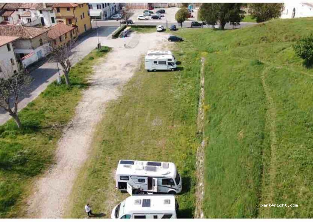 (33057) Palmanova - 1 Via Vallaresso — foto 2
