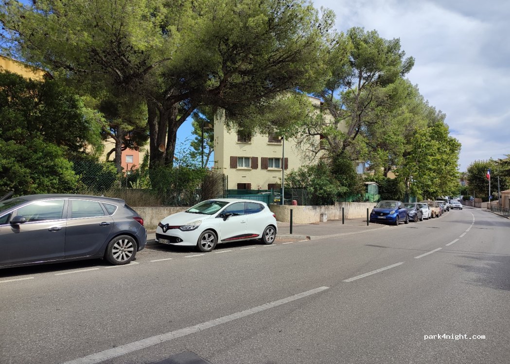 (83110) Sanary-sur-Mer - 255 Chemin de l'Huide — foto