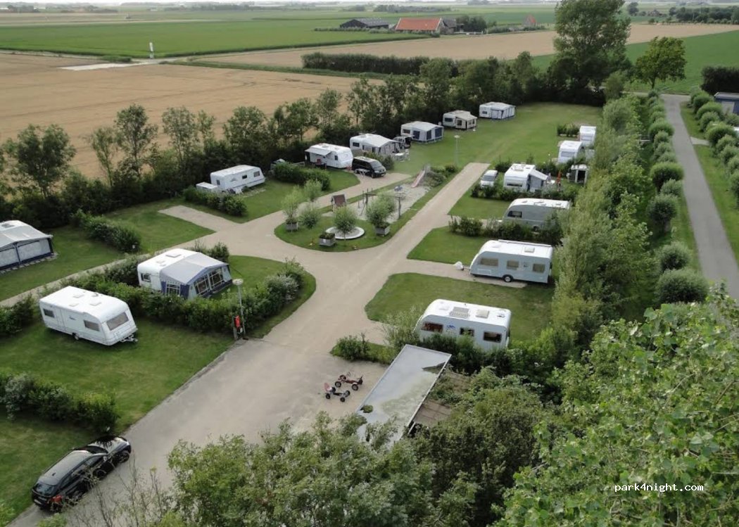 De Hooge Meet boerderij camping — foto