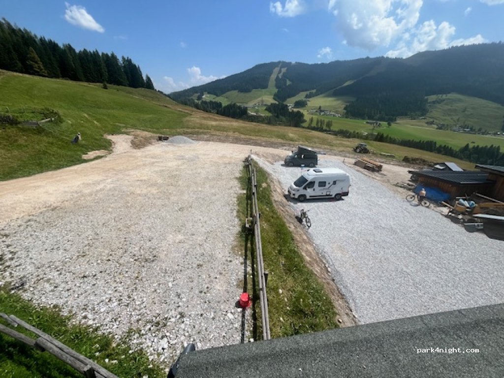 Rohrmoosgut mit Stellplatz für Wohnmobil — foto 2