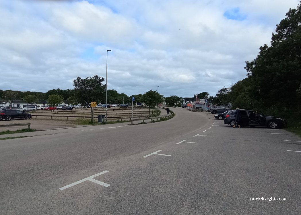 (302 73) Halmstad - 28 Tjuvahålsvägen — foto 2