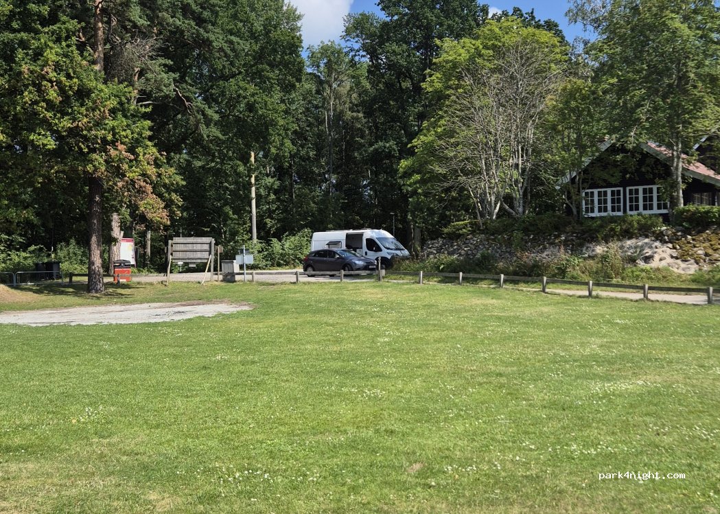 (295 38)  - 35 Strandängsvägen — foto 3