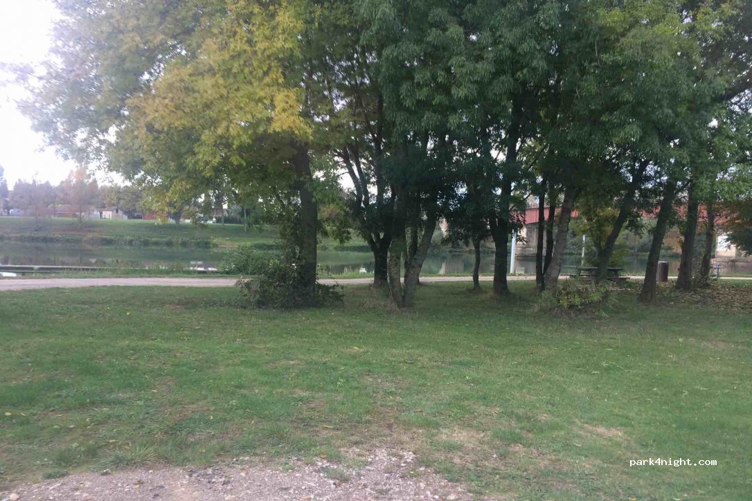 Camp de Loisirs les 3 rivères — foto