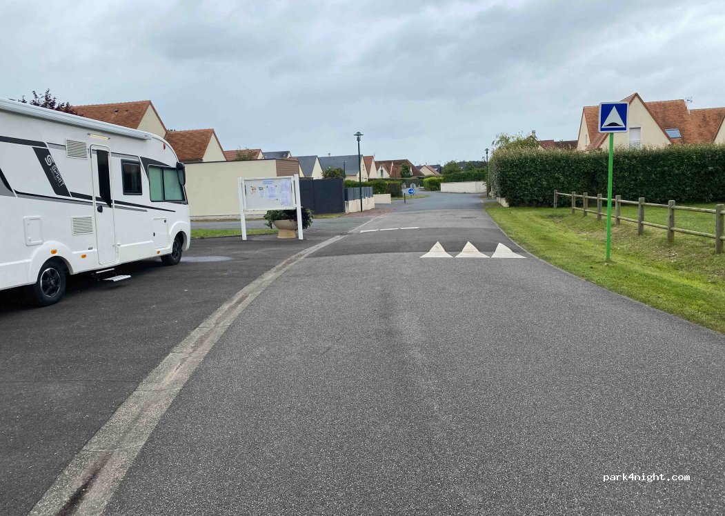 (14390) Varaville - 24 Rue du Grand Large — foto