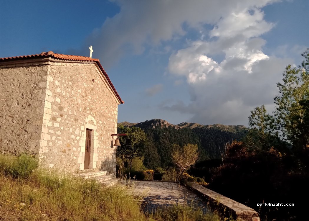 (220 07) Dimitsana - — foto 2