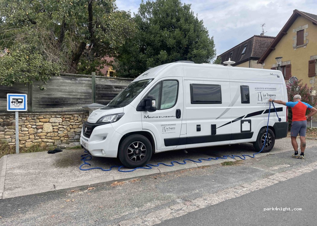(24220) Saint-Cyprien - 26 Rue du Priolat — foto 5