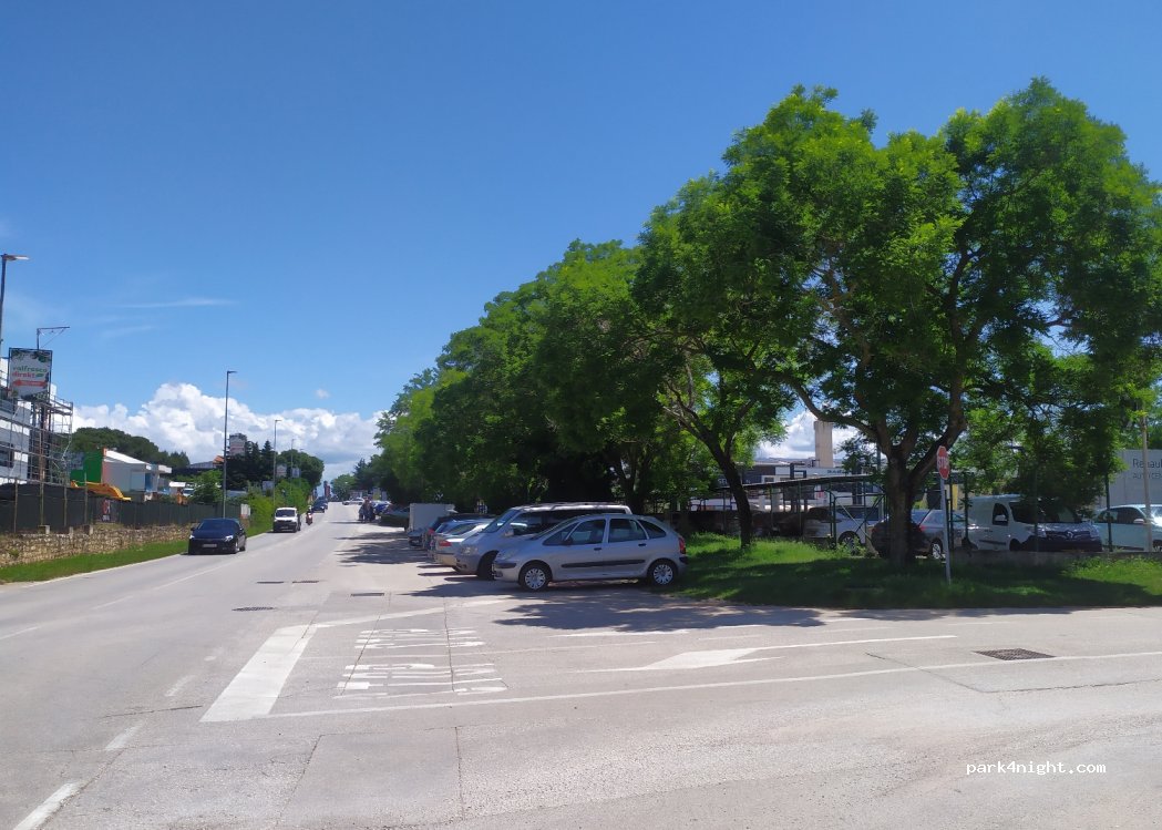 (52440) Poreč - 24 Ulica Mate Vlašića — foto