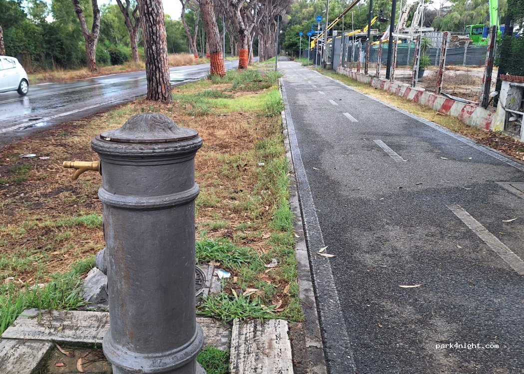 (00124) Roma - 50 Via di Castel Fusano — foto